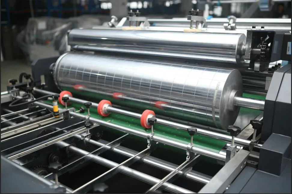 Corrugated Box Window Patching Machine Film Patching Machine