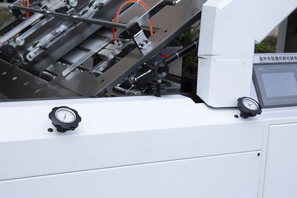 Fast Speed Grey Board Paperboard Corrugated Paper Laminating Machine