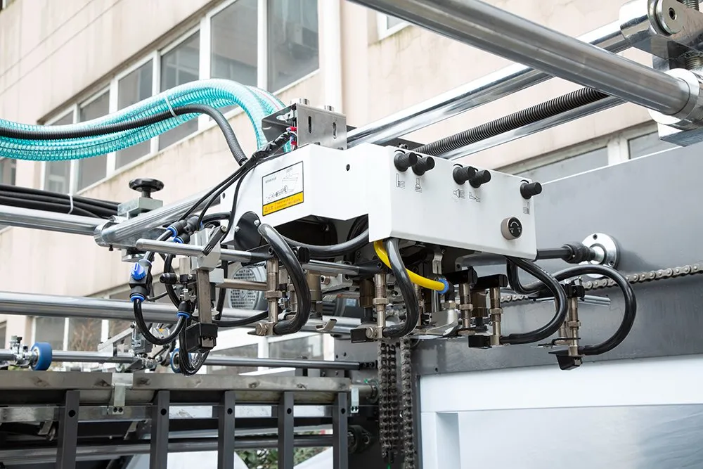 High Automation Corrugated Paperboard Lamination Machine with Collecting and Stacking Machine