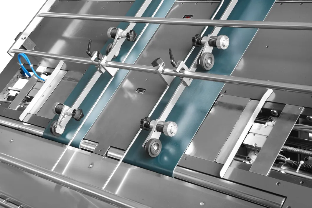 High Automation Corrugated Paperboard Lamination Machine with Collecting and Stacking Machine