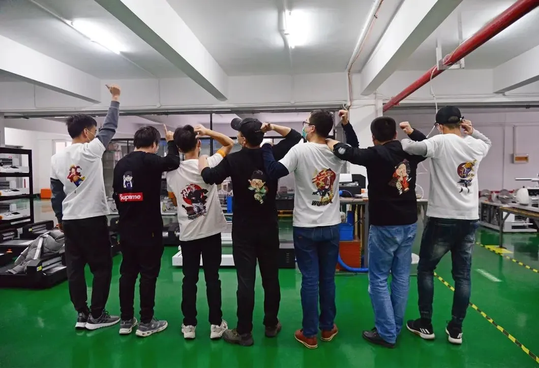 Hot Semi CCD Camera Adsorbed Automatic Vacuum Sheet to Sheet Vinyl Die Cutter (SG-ASC 1907)