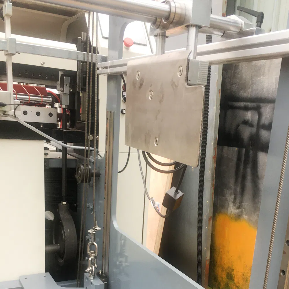 Rth-1700b Automatic Cutting Paper Sheet Machine BOPP Film Sheet Cutting Machine High Speed Sheet Cutting Machine