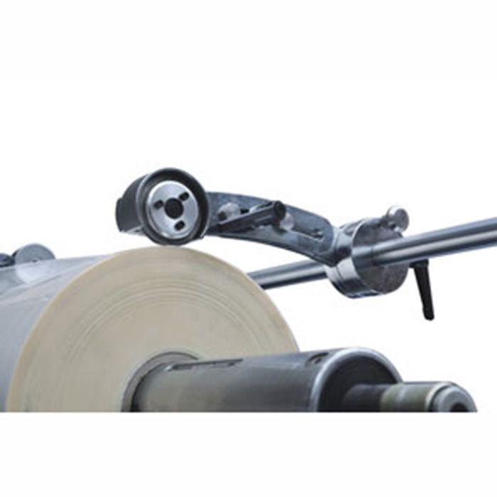 Zm-Yfmb-950b High Speed Semi-Automatic 320 Flatbed Laminator Price Is on Sale Now